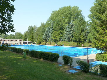 Das große Becken. Das große Becken.